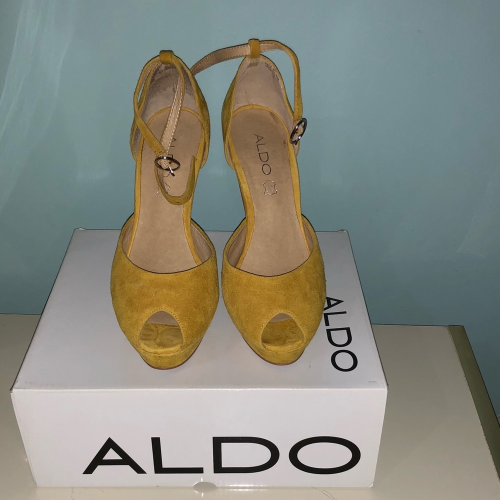 Aldo platform heels REPOSH nvr worn the heel is too high for me
